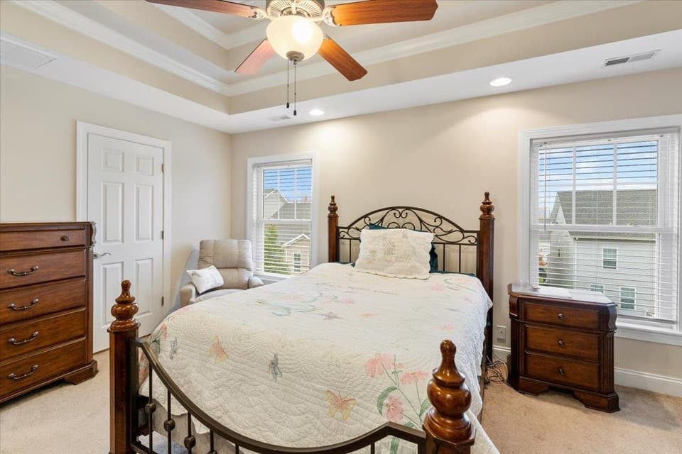 300 Roudabush Drive NW, photo 33 of 40