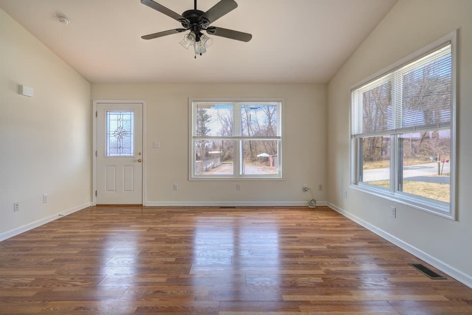 99 Hagan Street, photo 4 of 31