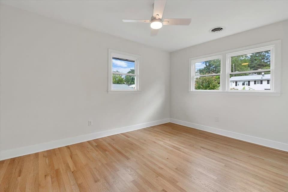950 McHenry Avenue, photo 29 of 40