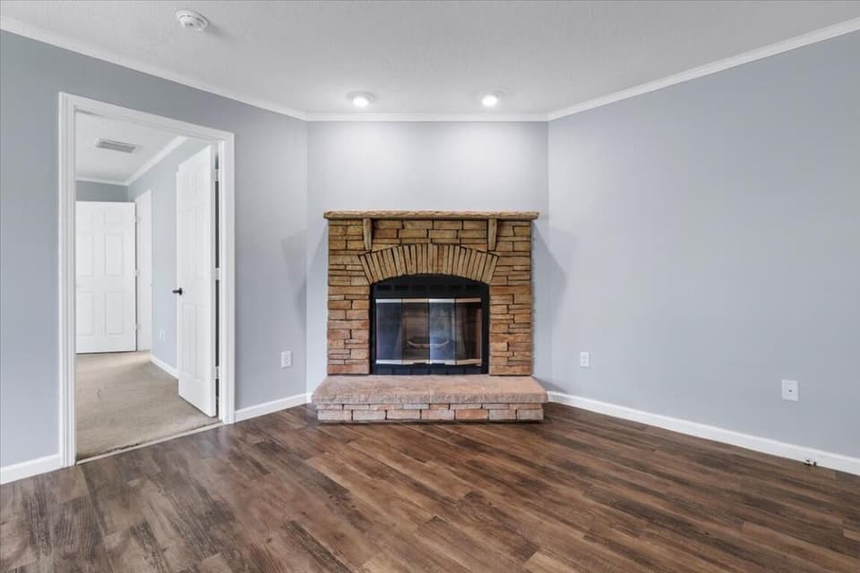 1559 Testerman Drive, photo 8 of 38