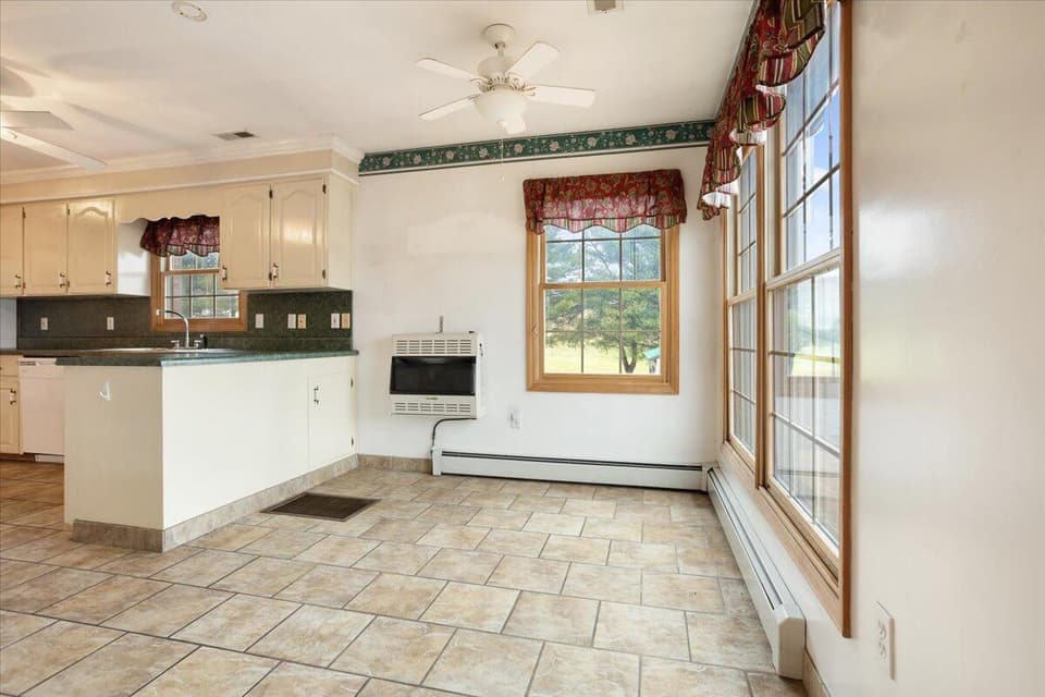 1940 Wetherburn Road, photo 13 of 40