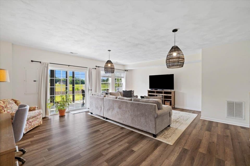 75 Copper Beach Court, photo 27 of 40