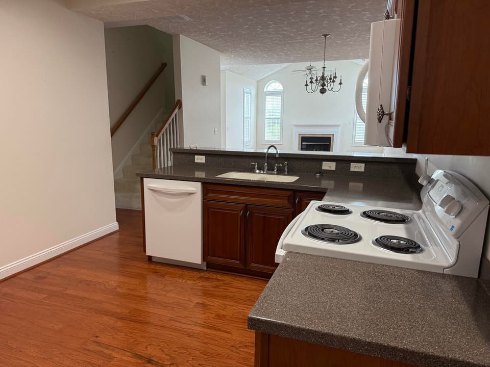 173 E Patriot Way Unit 133, photo 3 of 6