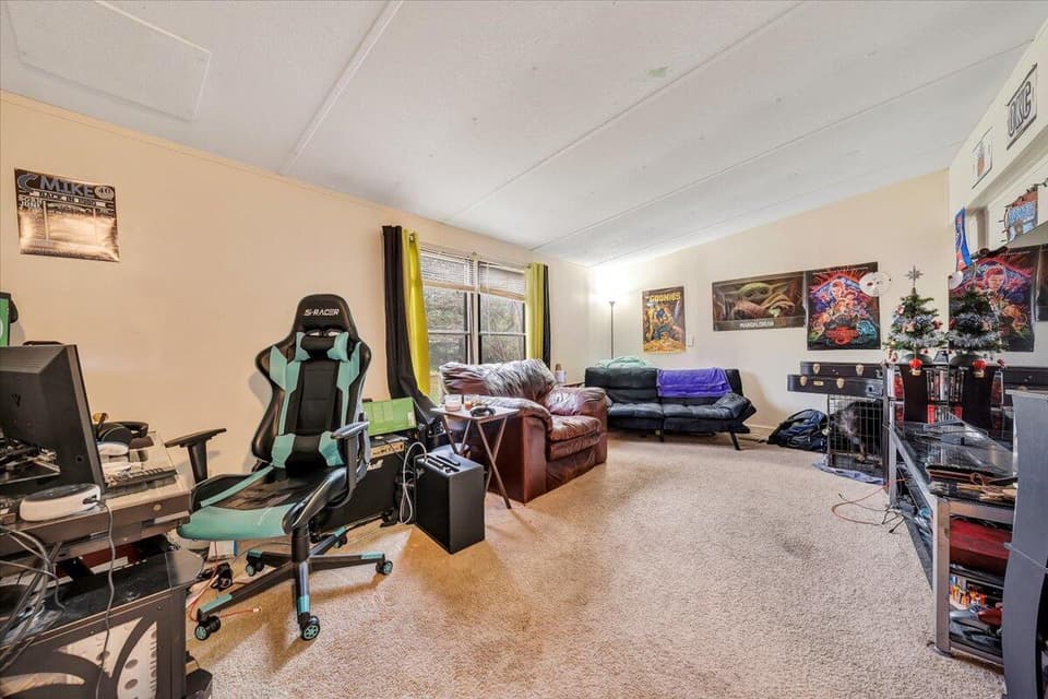 505 Quesenberry St, photo 14 of 21