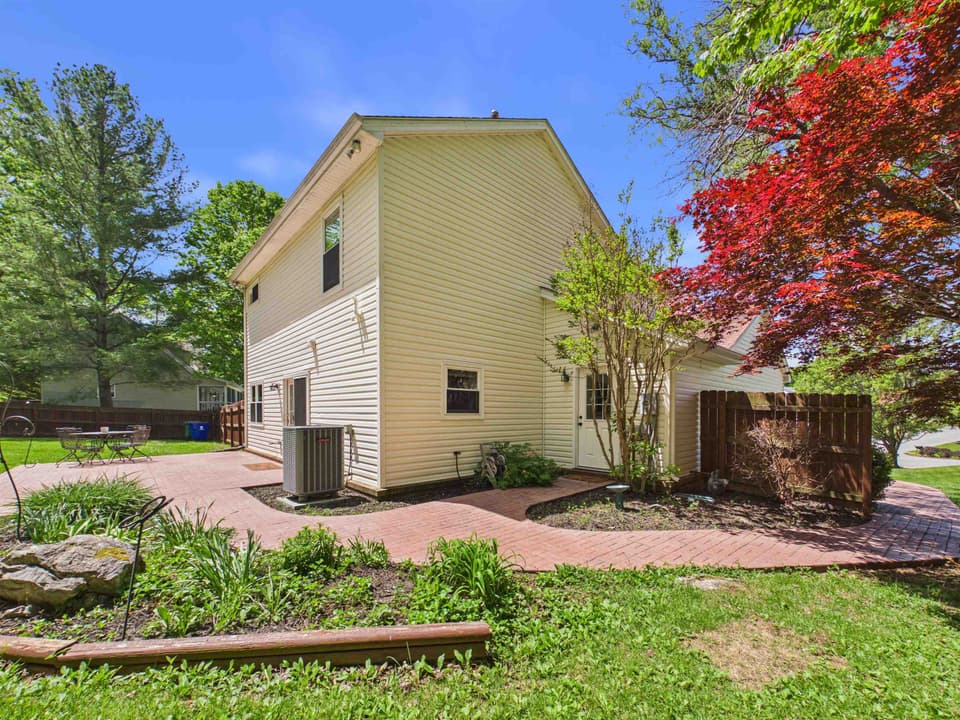 1525 Sleepy Hollow Road, photo 18 of 40