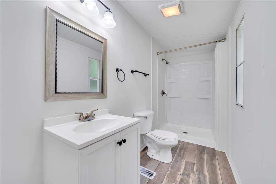 1631 Blue Spruce Drive, photo 13 of 33