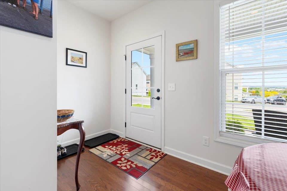 195 Hamilton Avenue NW, photo 11 of 37