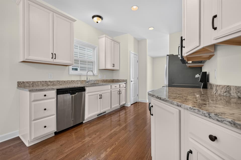 230 Phoenix Boulevard NW, photo 14 of 40