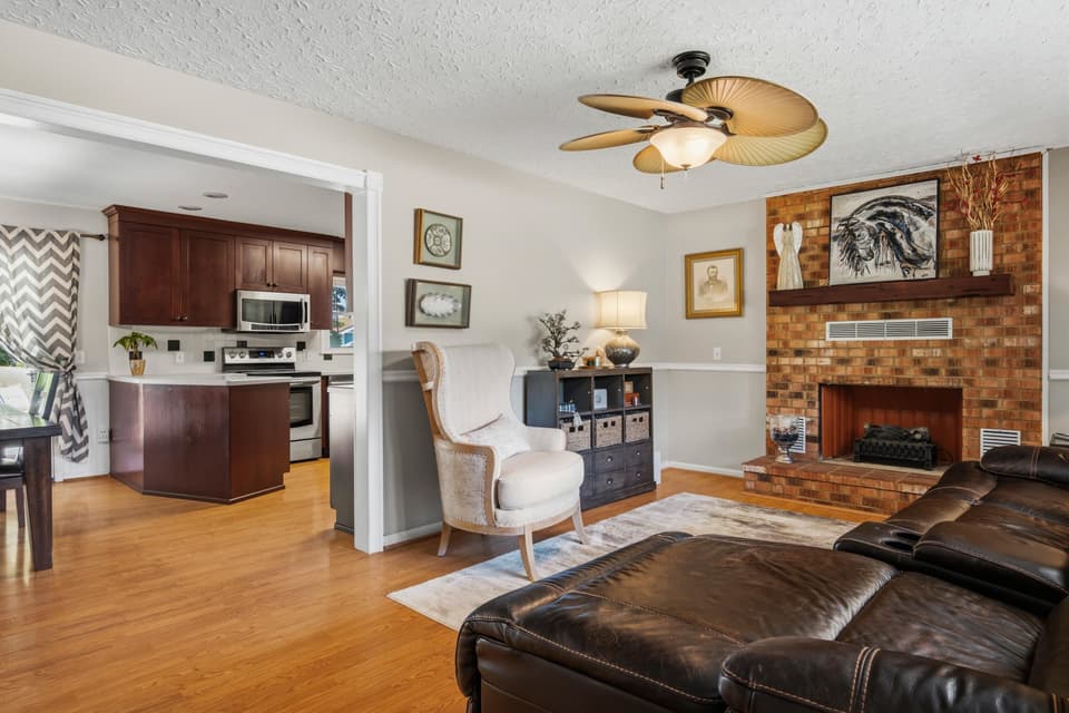225 Gibson Drive, photo 11 of 40