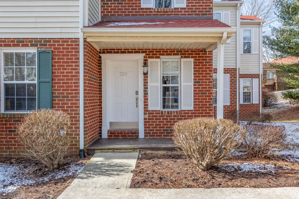 320 Bronze Leaf Drive, photo 4 of 40