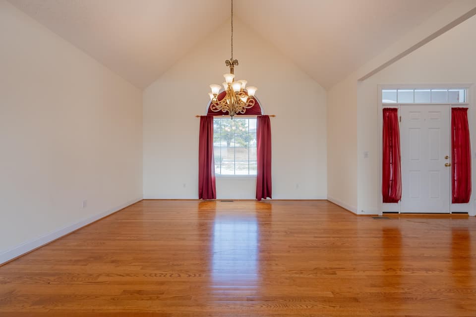 1125 Falcon Run, photo 11 of 40