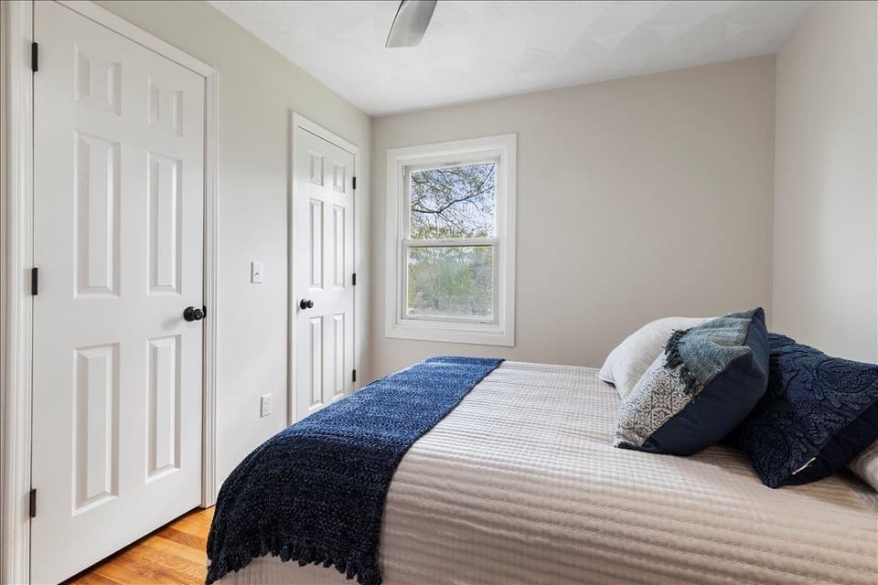 490 Sunnyside Lane NE, photo 27 of 39