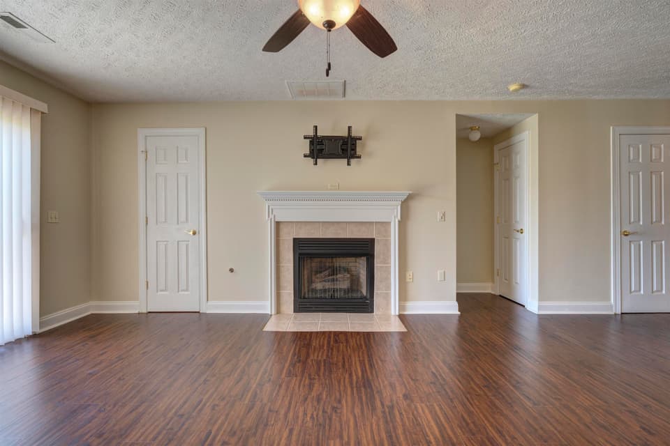 260 Willow Oak Drive, photo 12 of 32