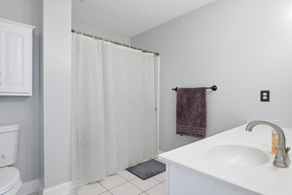 310 Pin Oak Drive, photo 30 of 40