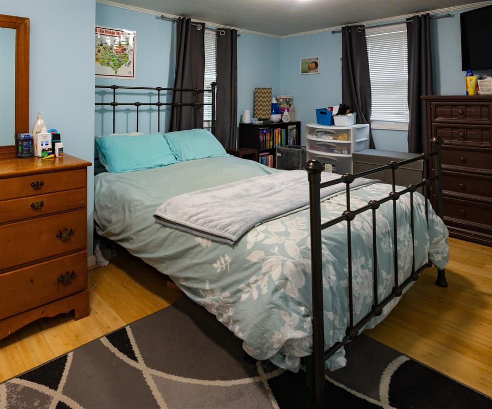 211 Alleghany Street SE, photo 18 of 24