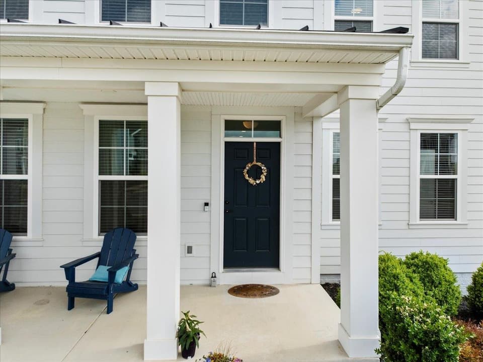 705 Jefferson Circle, photo 14 of 40