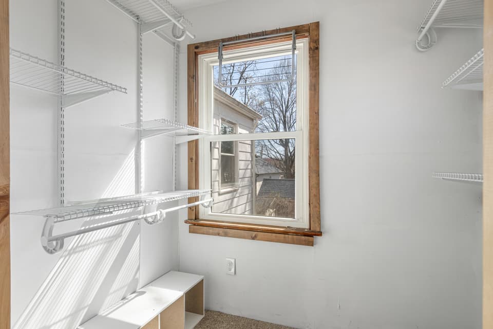622 E Main Street, photo 20 of 36