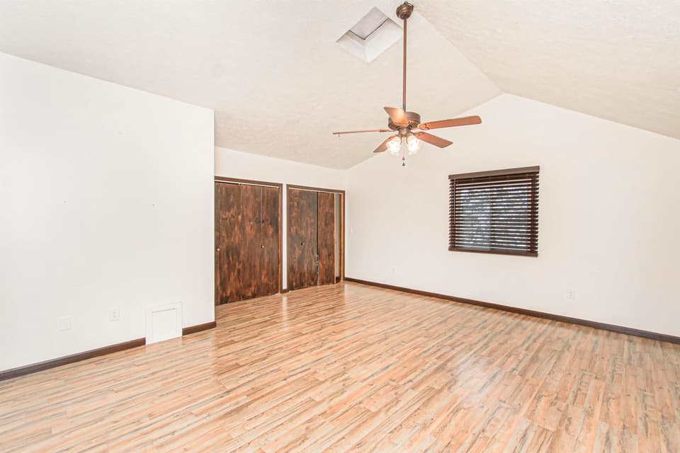 1265 Flint Drive, photo 16 of 35