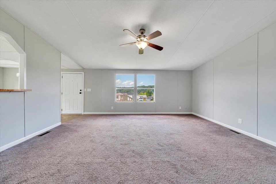 1631 Blue Spruce Drive, photo 5 of 33