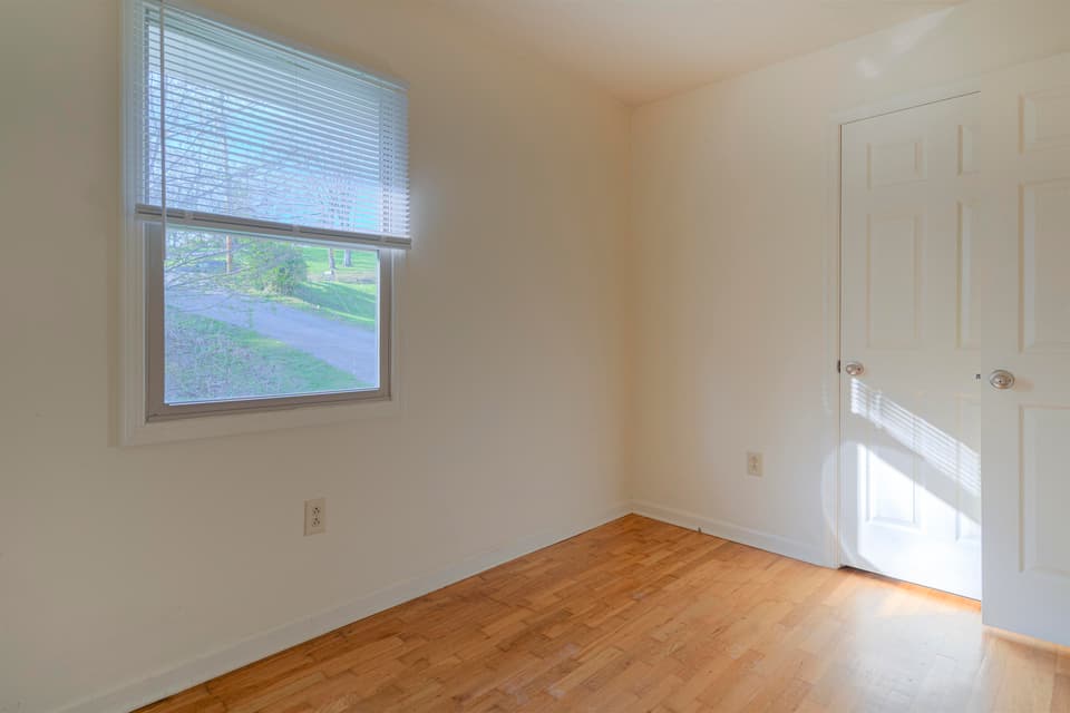 55 Crestview Street, photo 24 of 34