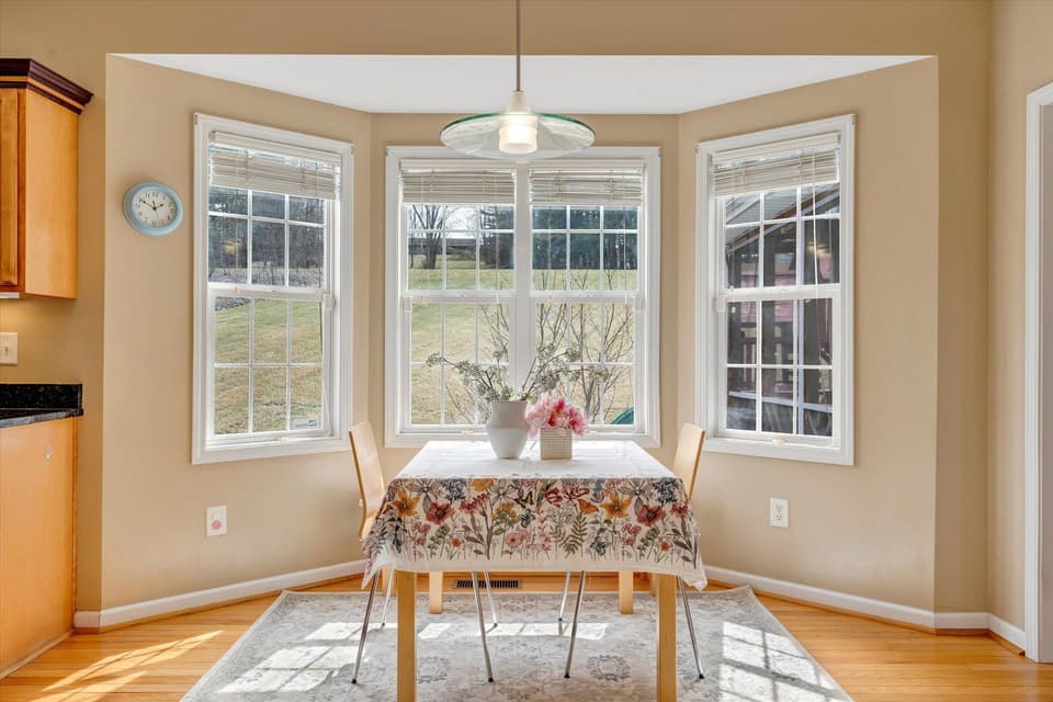 2065 Lake Vista Drive, photo 14 of 40