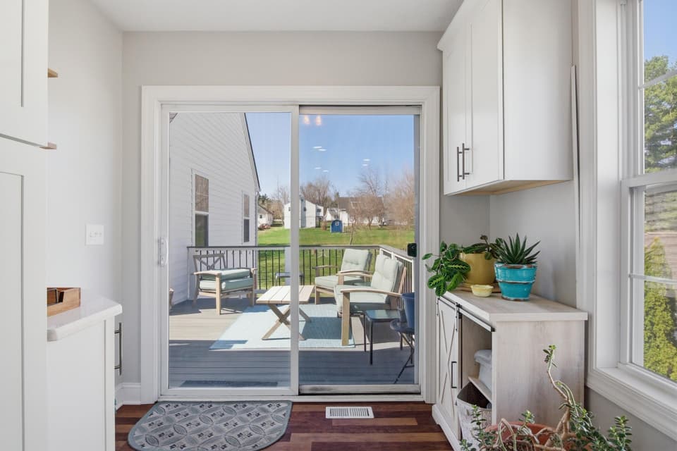265 Robert Street, photo 16 of 40