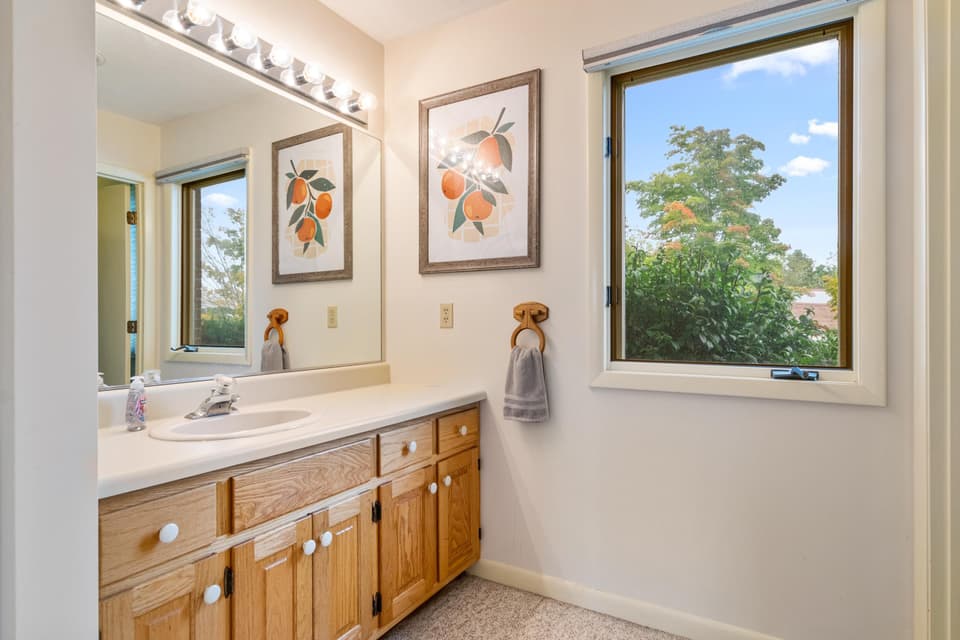 80 Patricia Lane, photo 19 of 40
