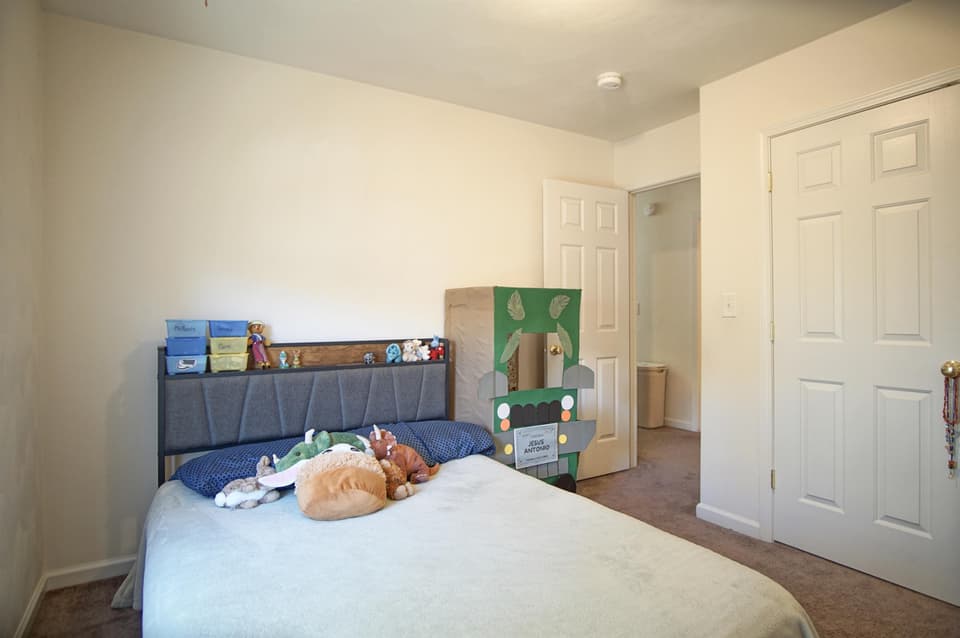 100 Salem Lane, photo 27 of 37