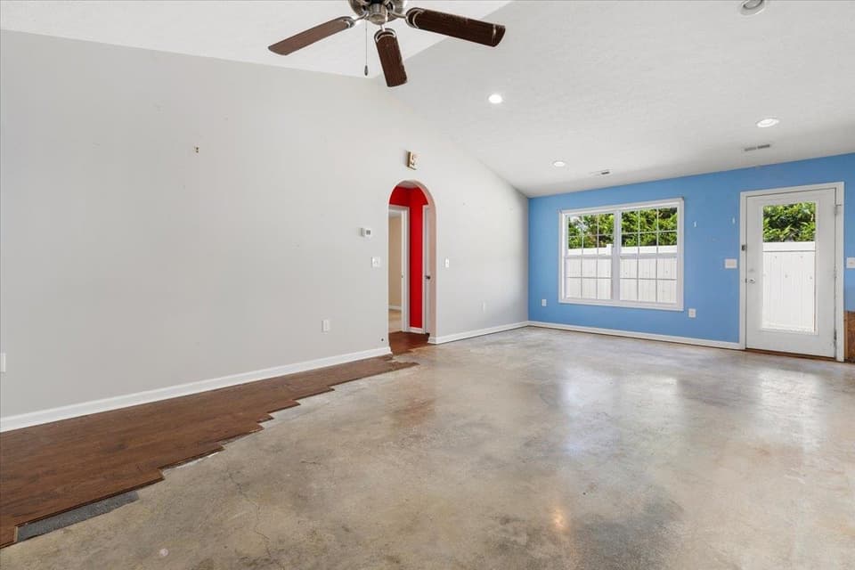 2100 Glade Drive SE, photo 23 of 40