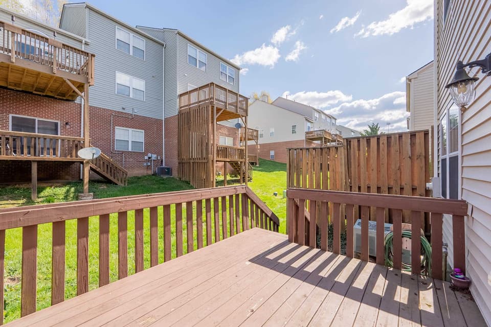 405 Silver Leaf Drive, photo 19 of 36
