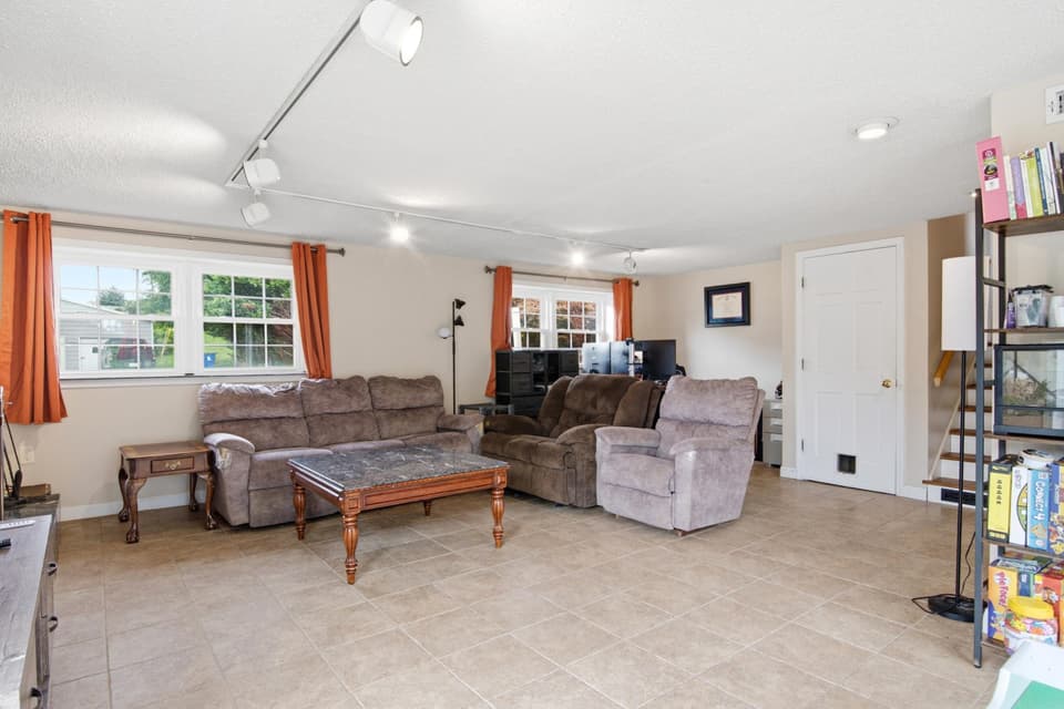 75 Walnut Drive NW, photo 25 of 40