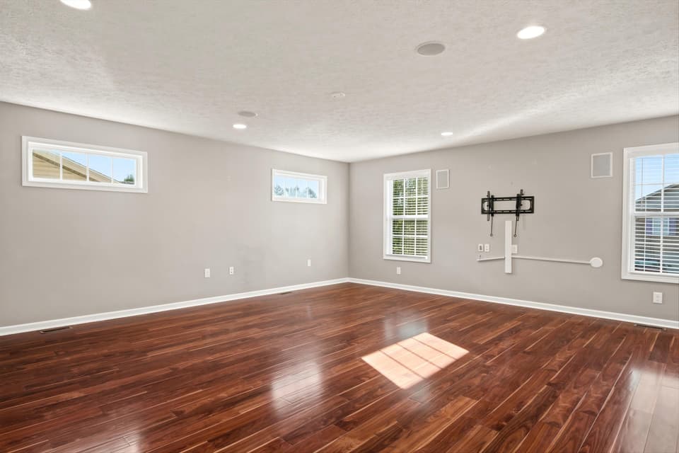 135 Alexa Lane, photo 10 of 40