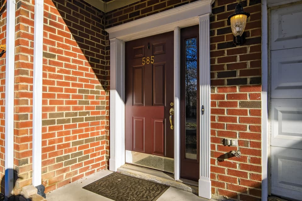 585 Silver Leaf Drive, photo 32 of 39