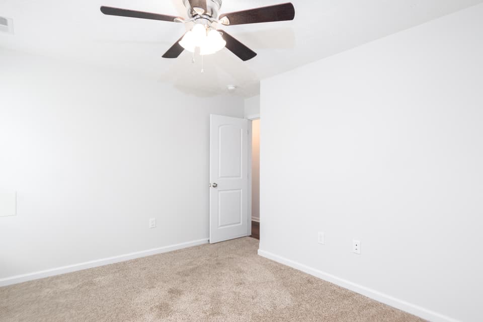 2050 Glade Drive SE, photo 30 of 34