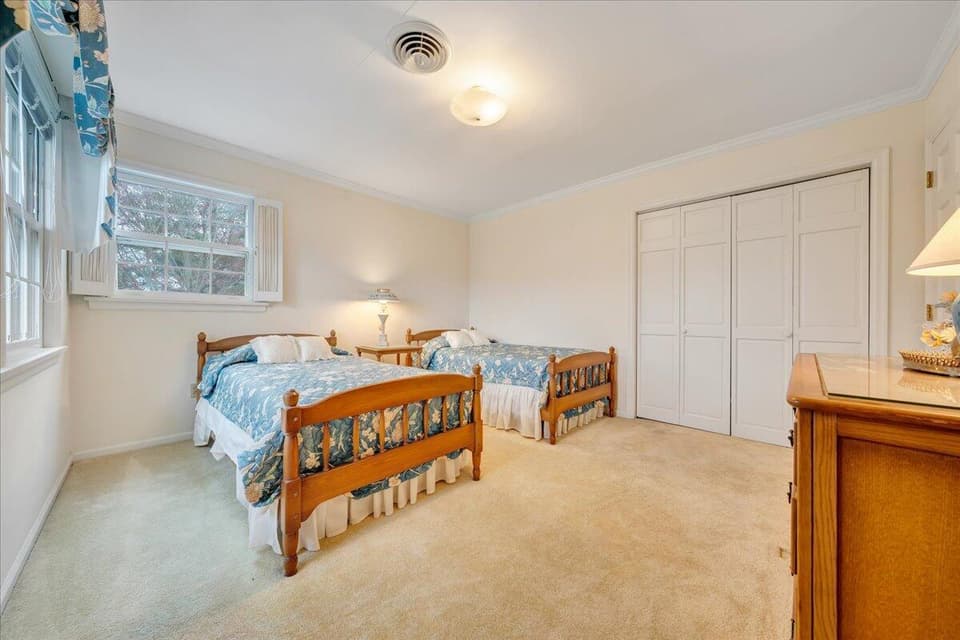 570 Summitridge Rd SW, photo 35 of 36