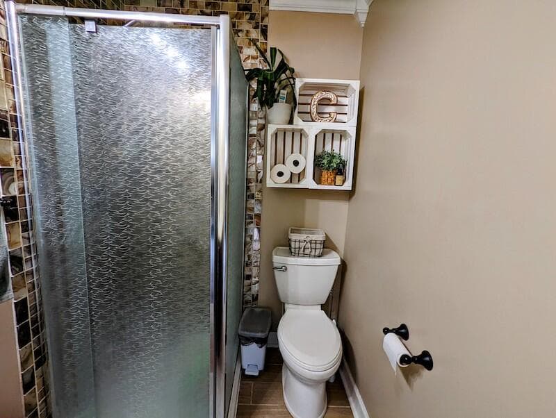 403 Lester Street, photo 22 of 38
