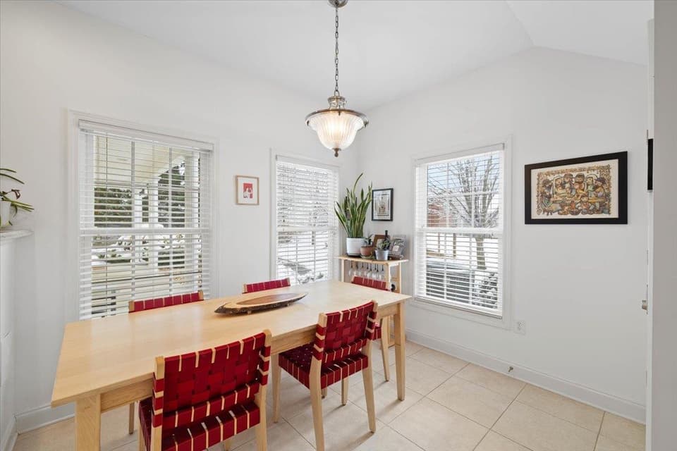 95 Phoenix Boulevard NW, photo 8 of 31