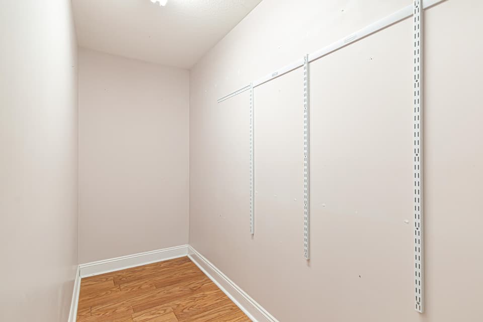 1730 Lions Drive, photo 35 of 40