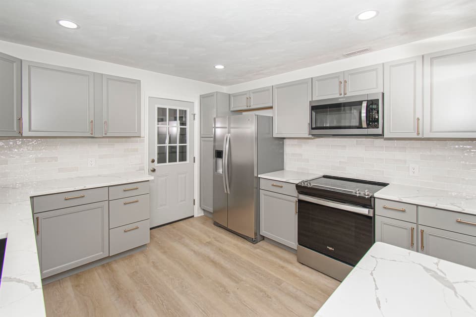 300 Arrowhead Trail, photo 13 of 39