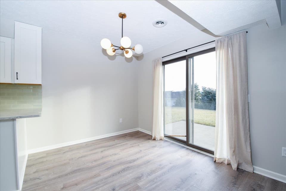 475 Warrior Drive, photo 7 of 24