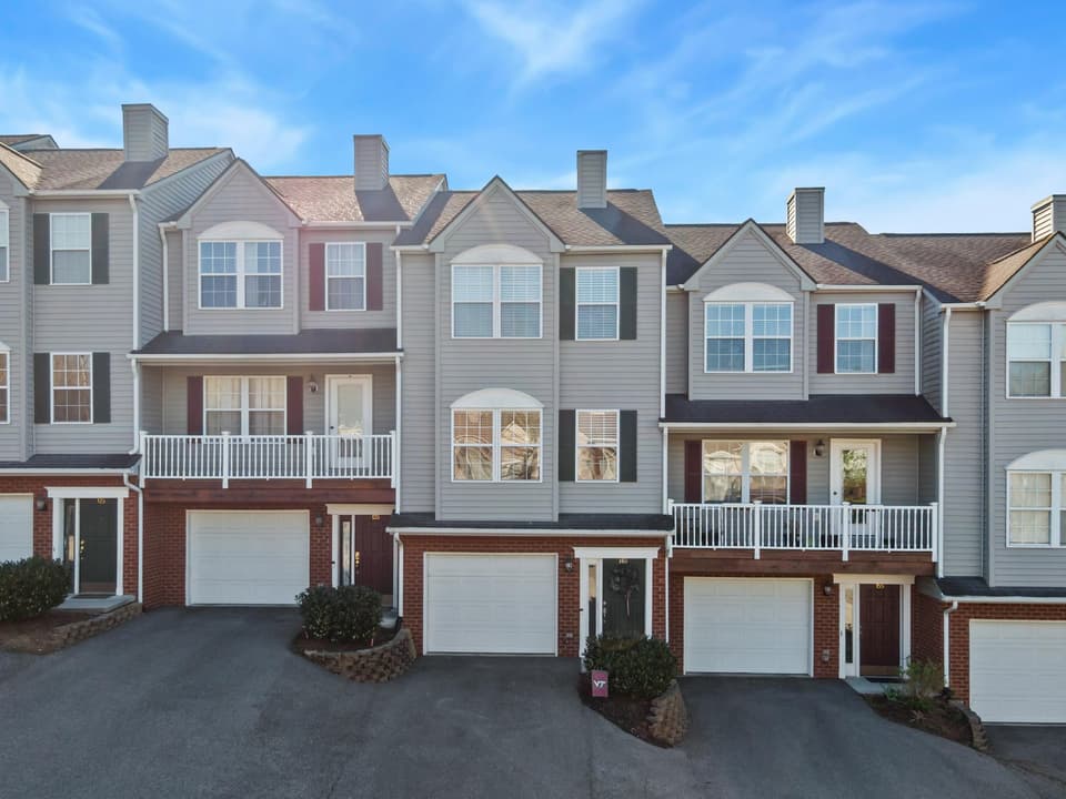 145 Blue Leaf Drive, photo 30 of 40
