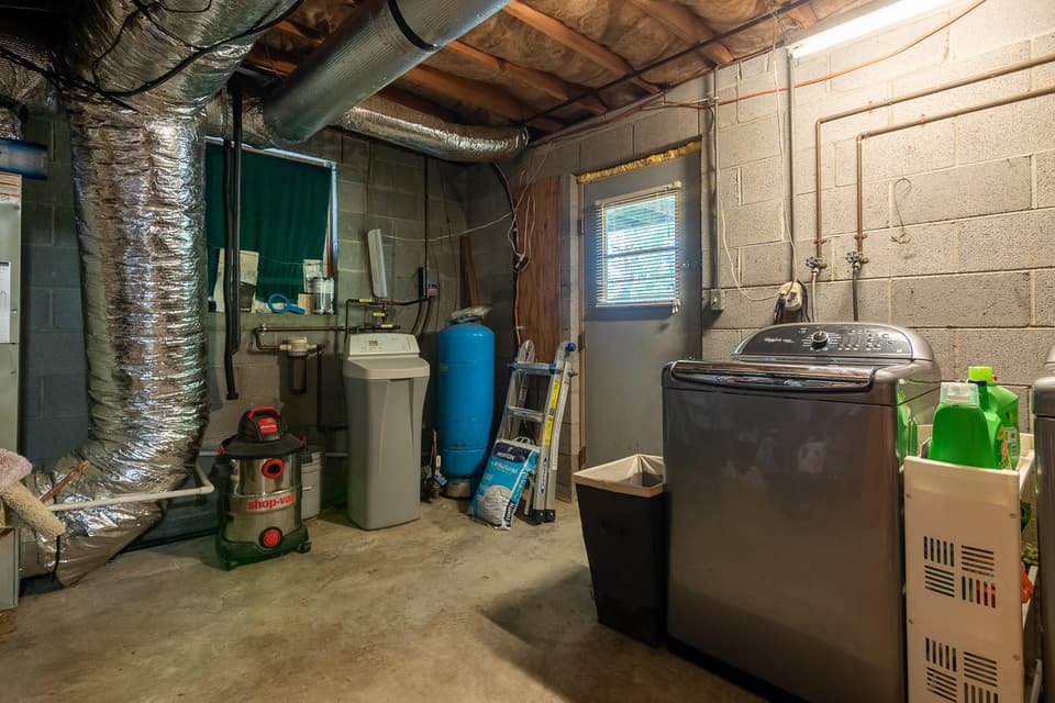 700 Black Bear Run Rd, photo 26 of 39
