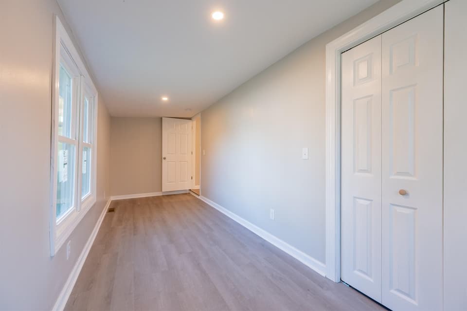 854 Den Hill Road, photo 19 of 40