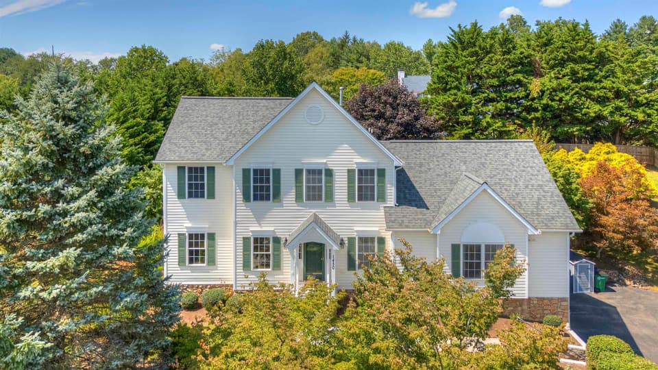 1450 Sleepy Hollow Road, photo 4 of 40