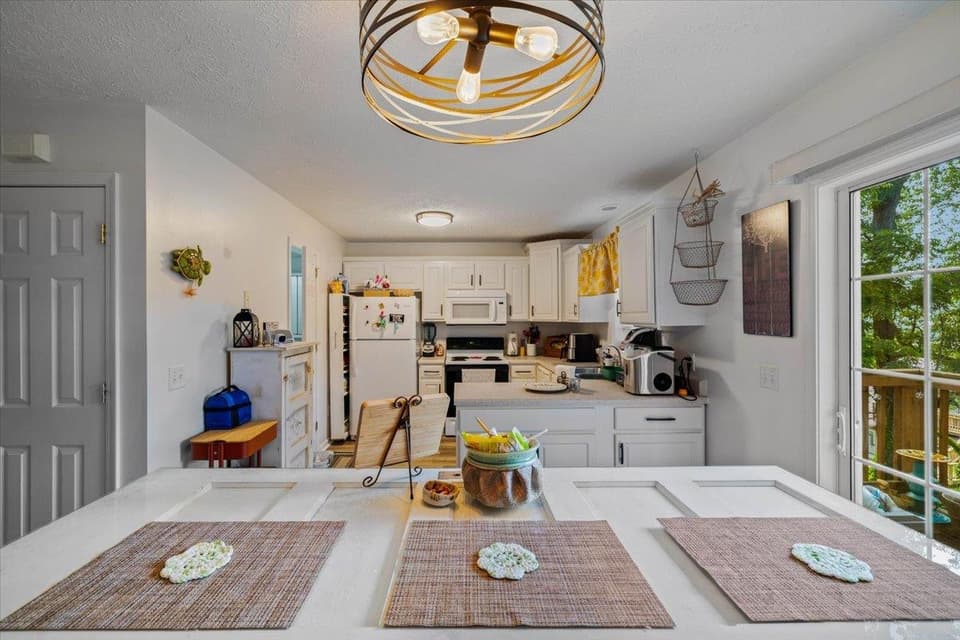 1497 Scott Street, photo 14 of 35
