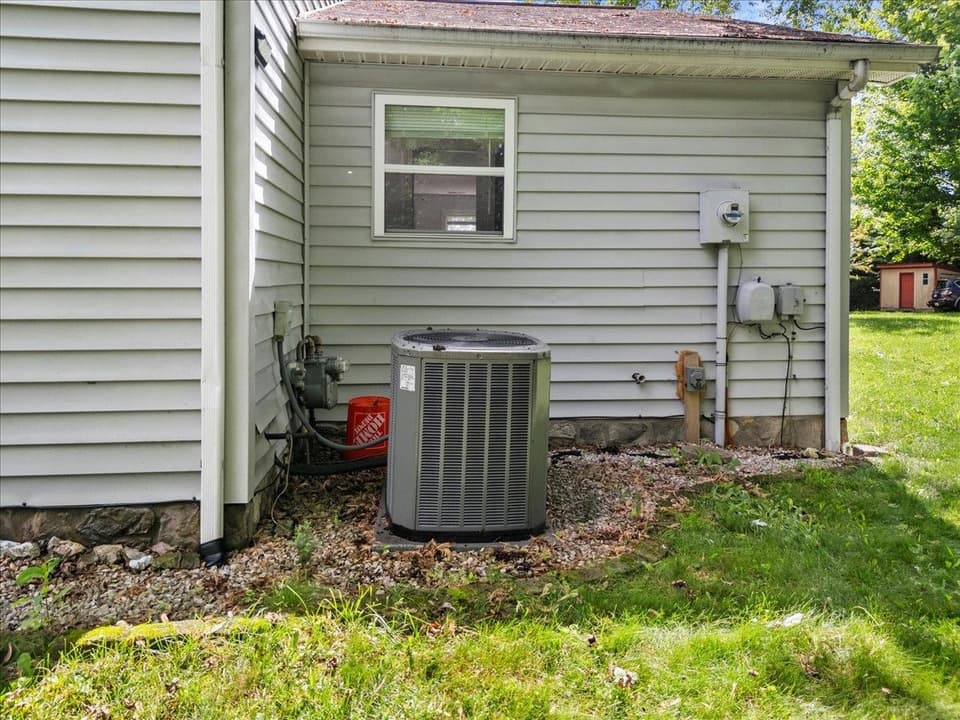 365 S Hill Drive, photo 38 of 40