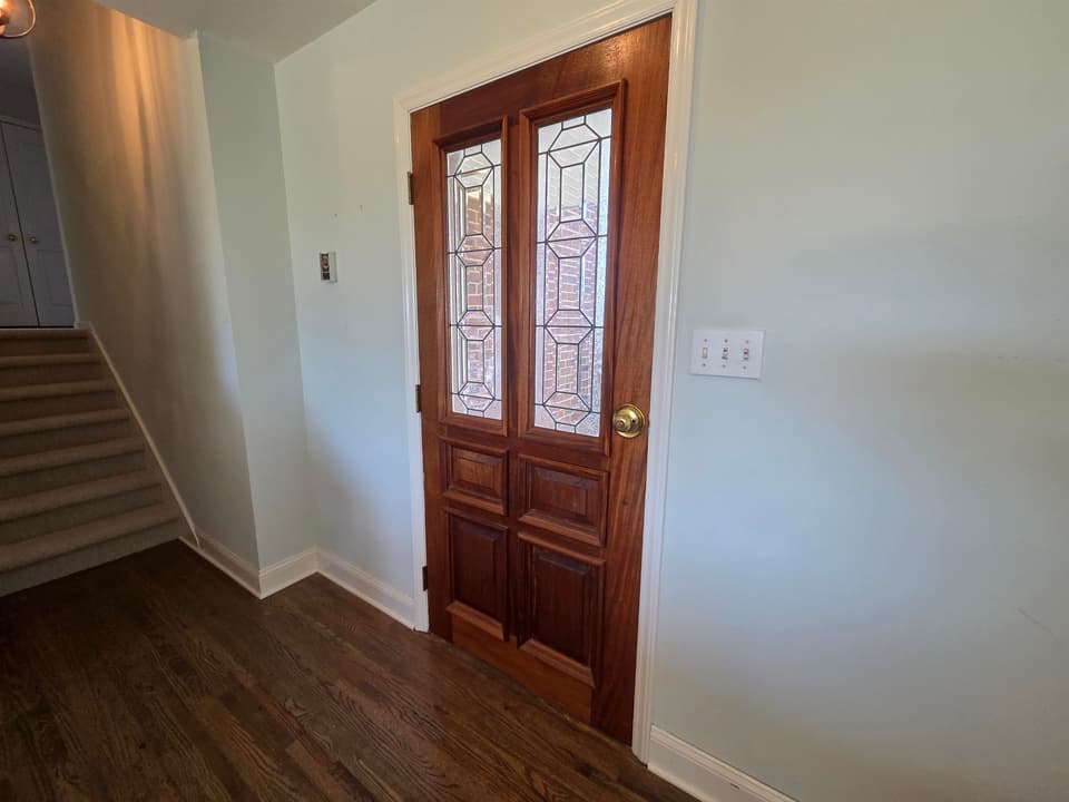 2059 Mud Pike Road, photo 2 of 40