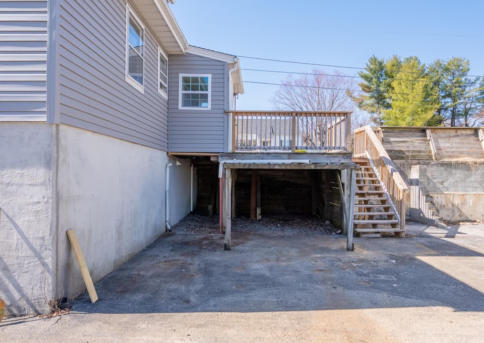 120 James St NW, photo 8 of 39
