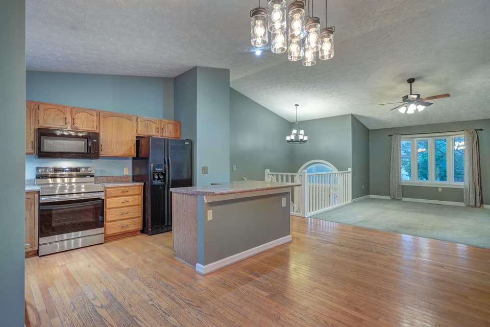 535 Capitol Way, photo 12 of 40