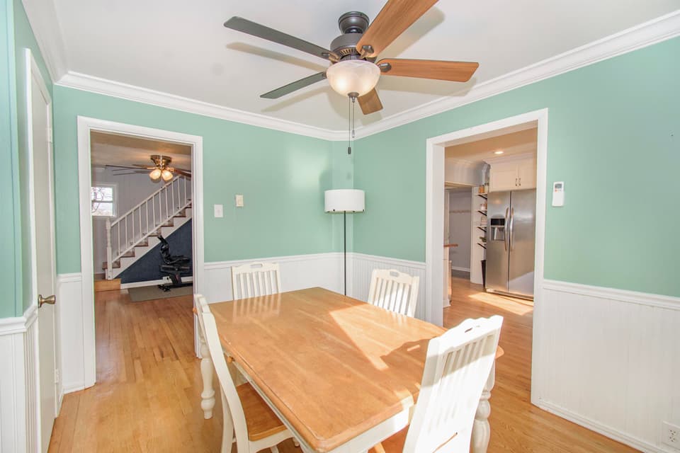 410 Miller Street SE, photo 16 of 40